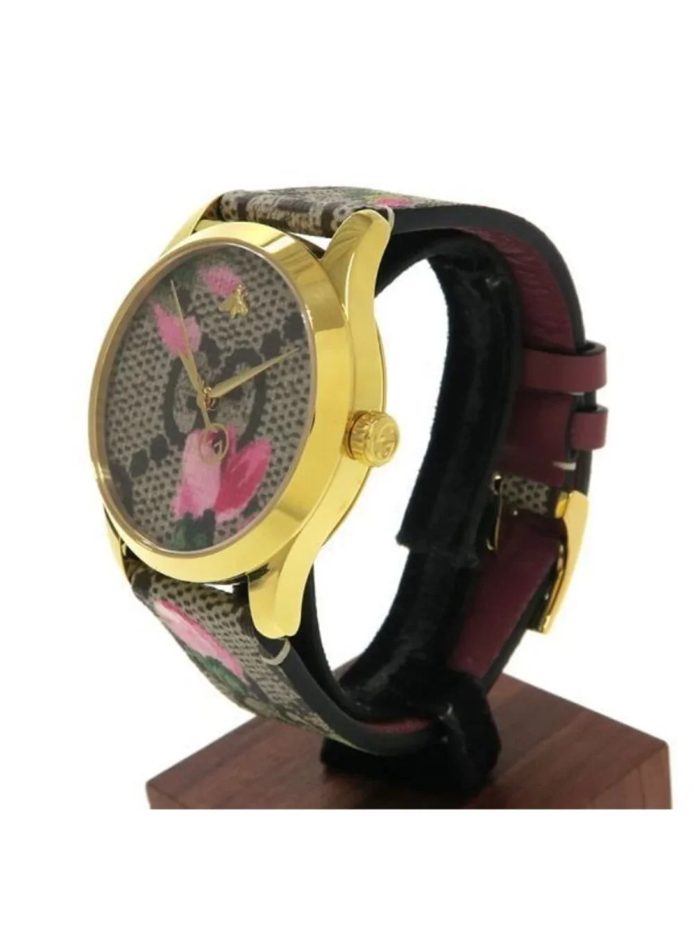 Gucci Timeless 38 126.4 Watch